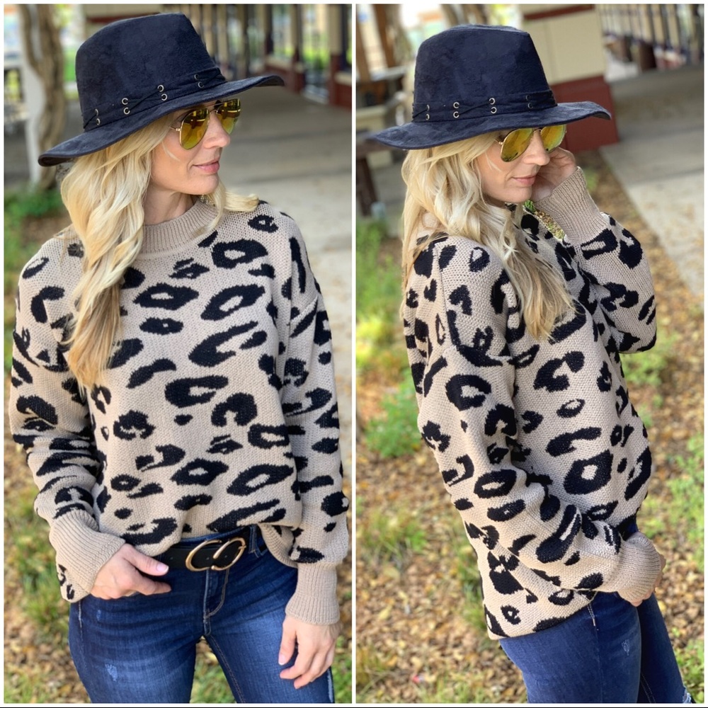 ✨RESTOCKED✨Camel leopard print sweater - Picture 4 of 5